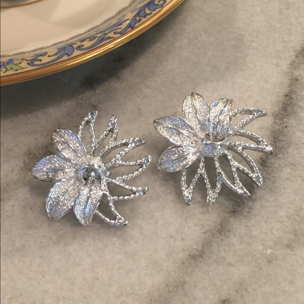 Vintage Sarah Coventry Silver-tone Earrings 1969